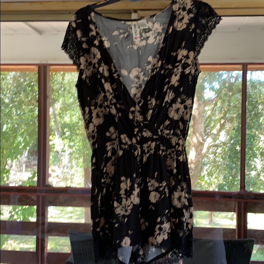Women’s romper size medium